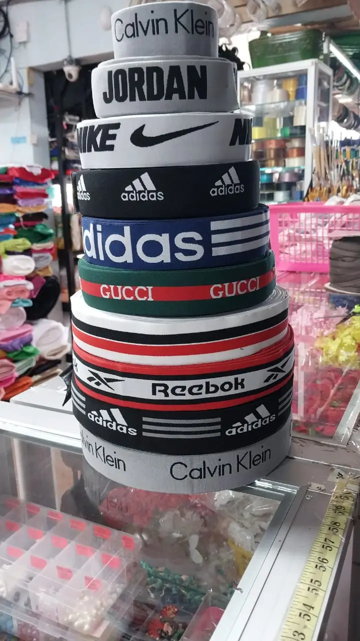 Interior de Pasamanería Puerto Viejo